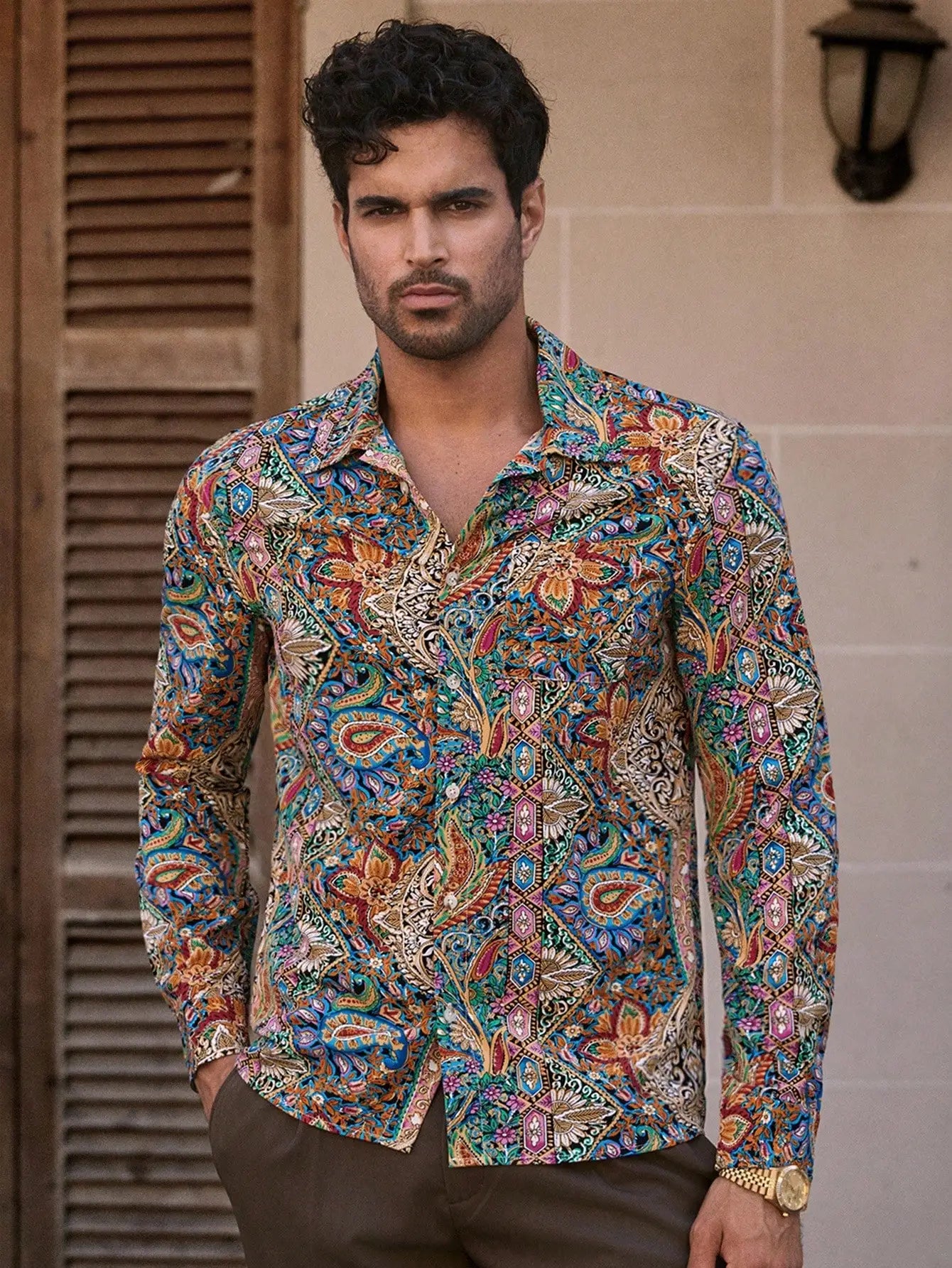 Men's Slim Fit Long Sleeve Woven Shirt with Vibrant Paisley Floral Print, Casual Boho Style