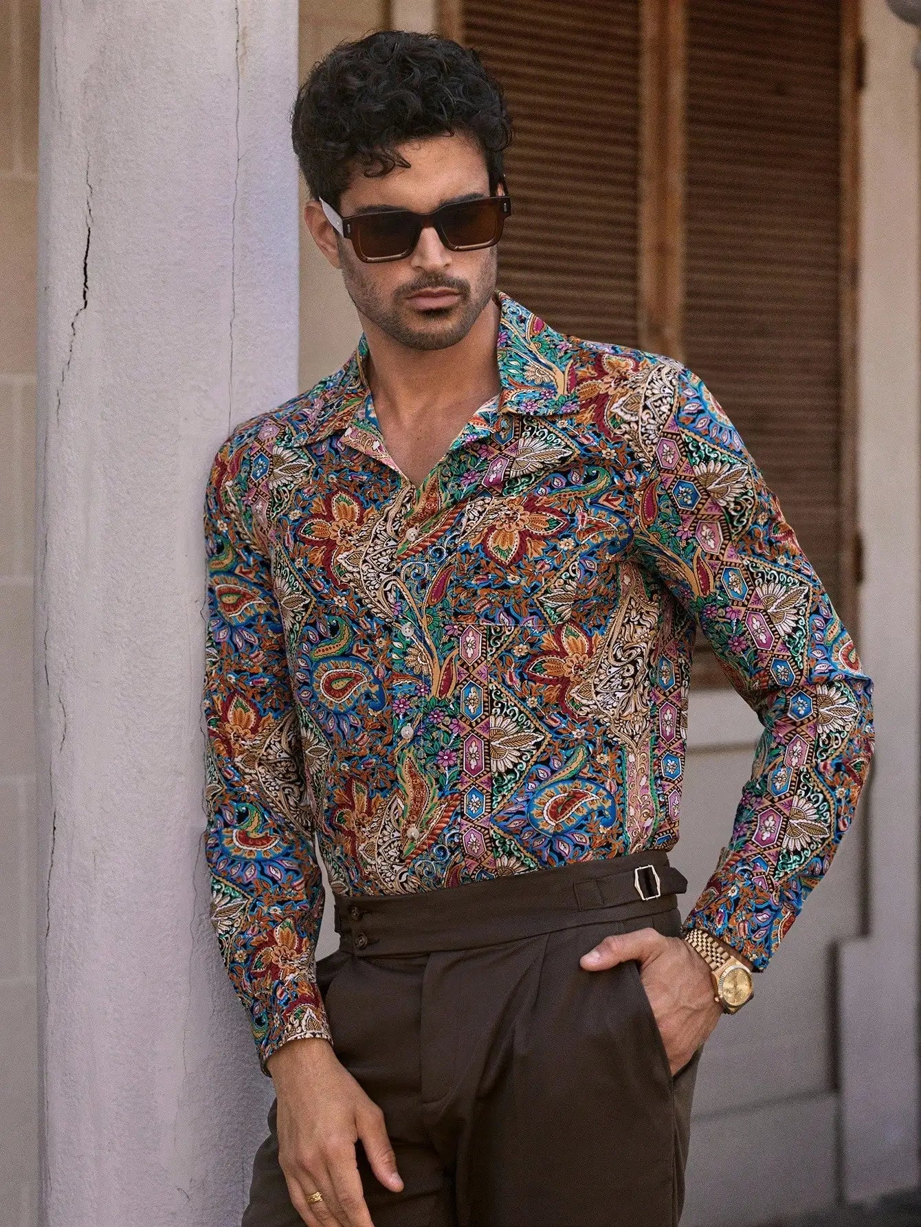 Men's Slim Fit Long Sleeve Woven Shirt with Vibrant Paisley Floral Print, Casual Boho Style