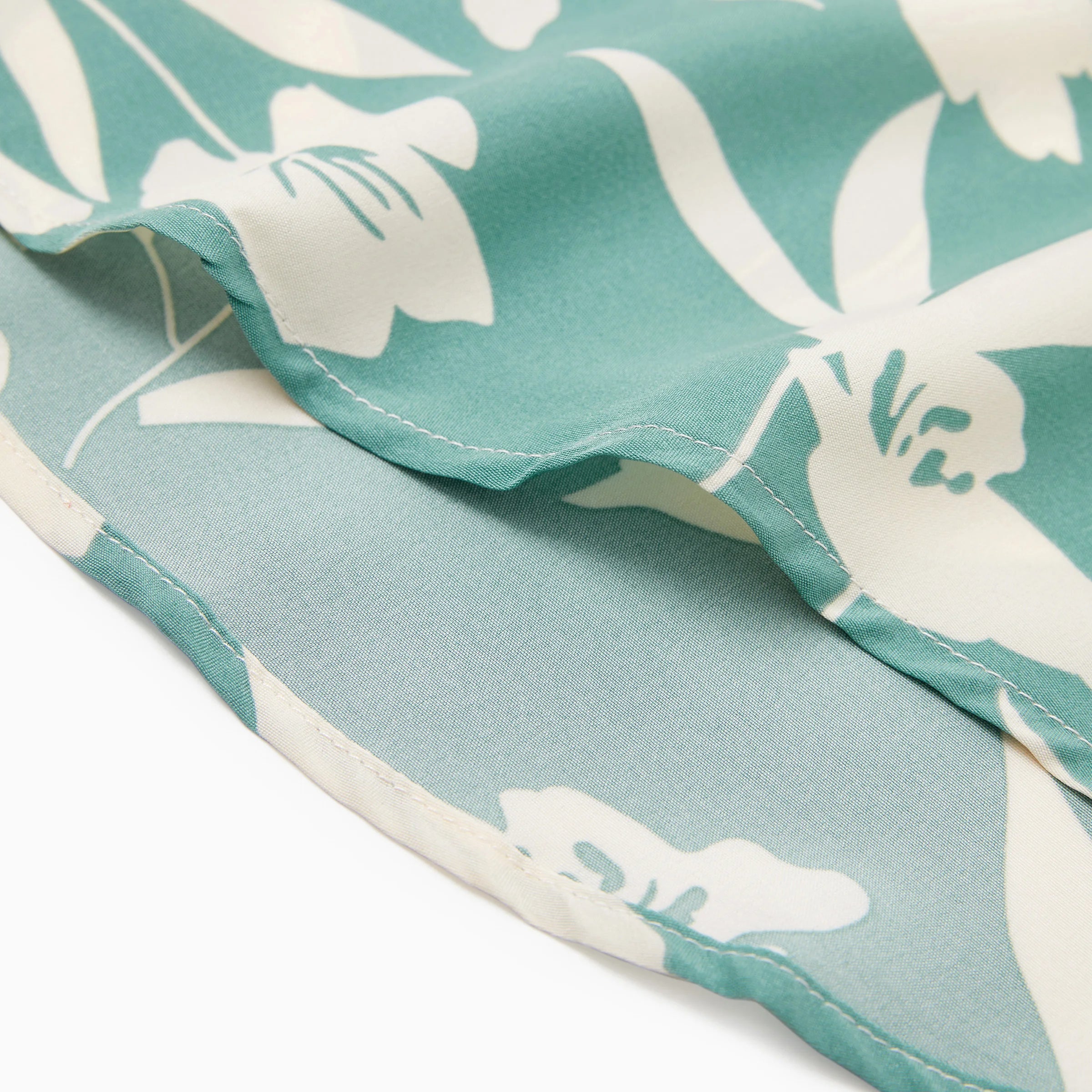 PatPat Leaf Print Green Short Sleeve  Men Shirt